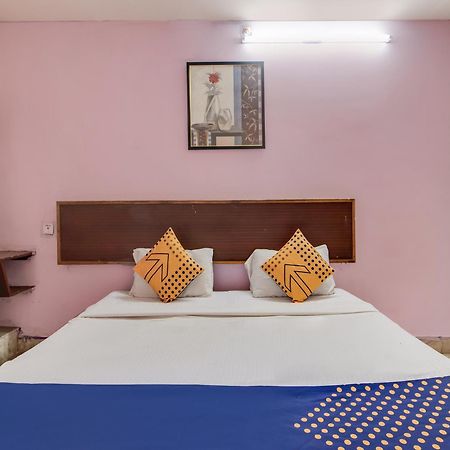 สปอต ออน 75188 โฮเทล คอเวอรี Hotel วิสาขปัตนัม ภายนอก รูปภาพ