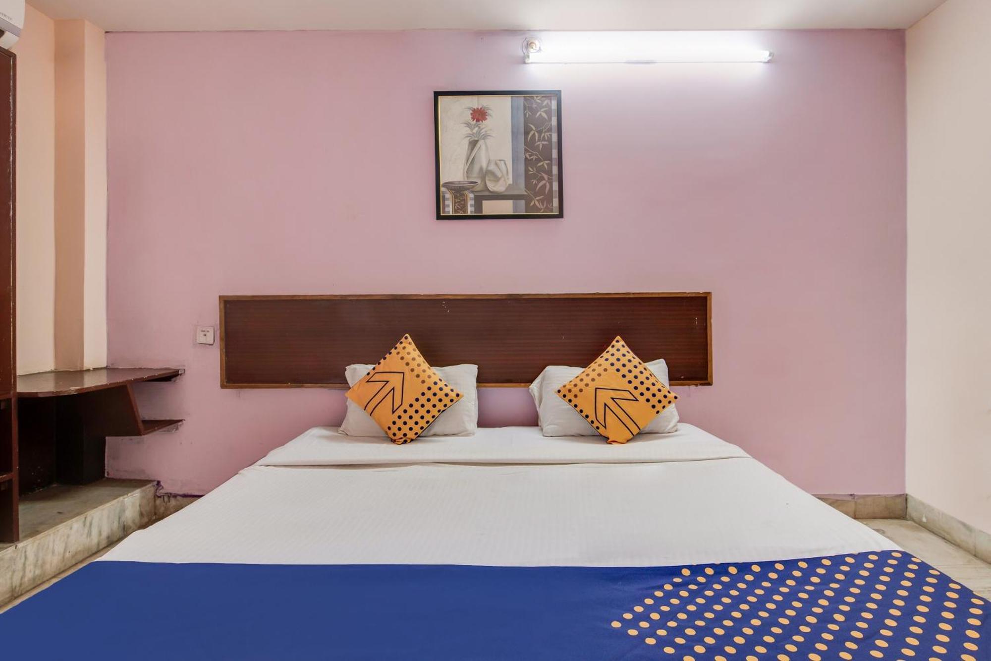 สปอต ออน 75188 โฮเทล คอเวอรี Hotel วิสาขปัตนัม ภายนอก รูปภาพ