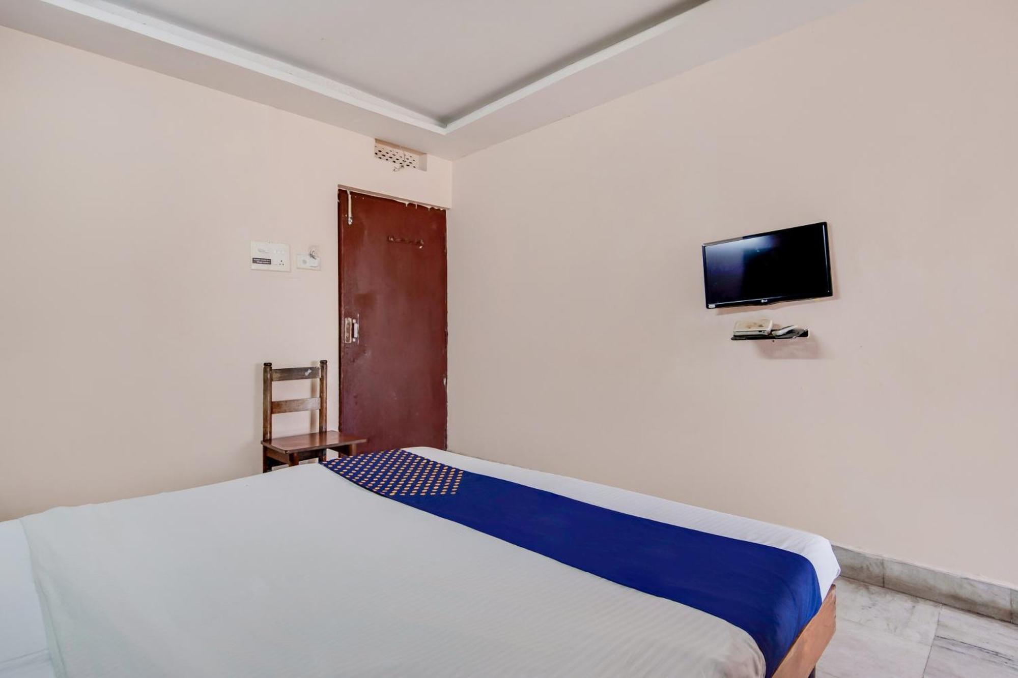 สปอต ออน 75188 โฮเทล คอเวอรี Hotel วิสาขปัตนัม ภายนอก รูปภาพ