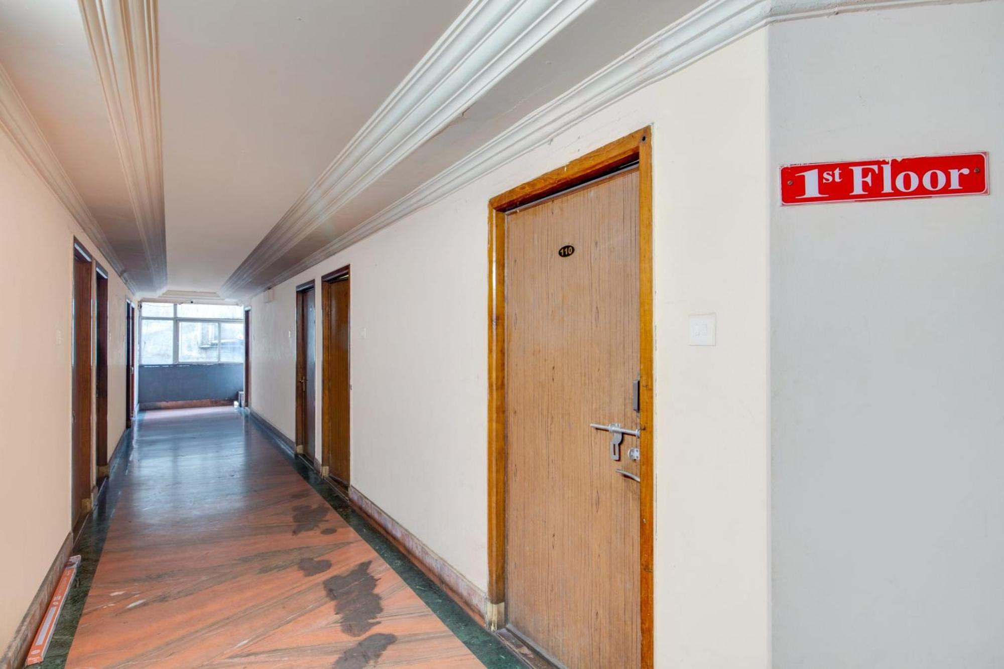 สปอต ออน 75188 โฮเทล คอเวอรี Hotel วิสาขปัตนัม ภายนอก รูปภาพ