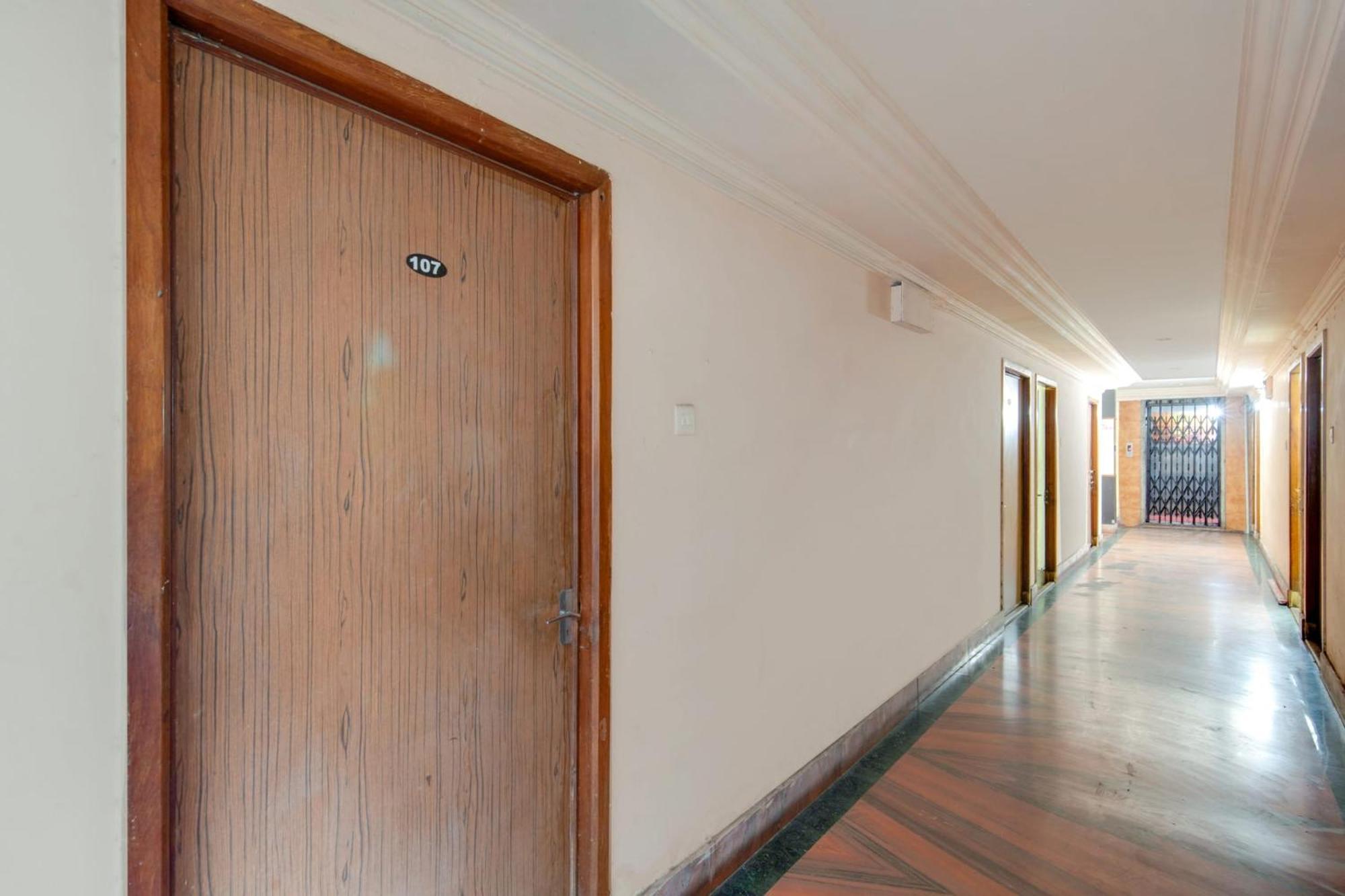 สปอต ออน 75188 โฮเทล คอเวอรี Hotel วิสาขปัตนัม ภายนอก รูปภาพ