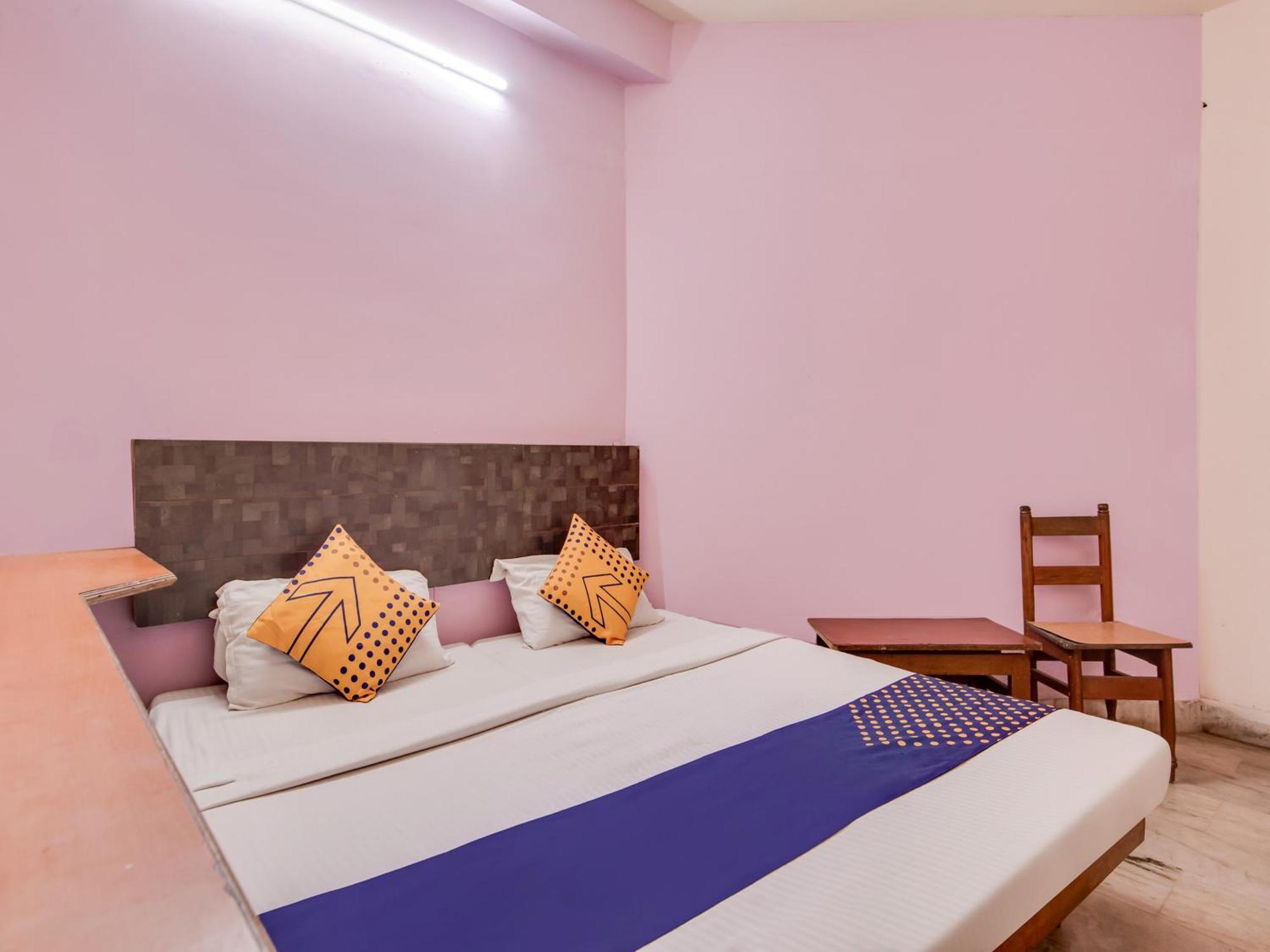 สปอต ออน 75188 โฮเทล คอเวอรี Hotel วิสาขปัตนัม ภายนอก รูปภาพ
