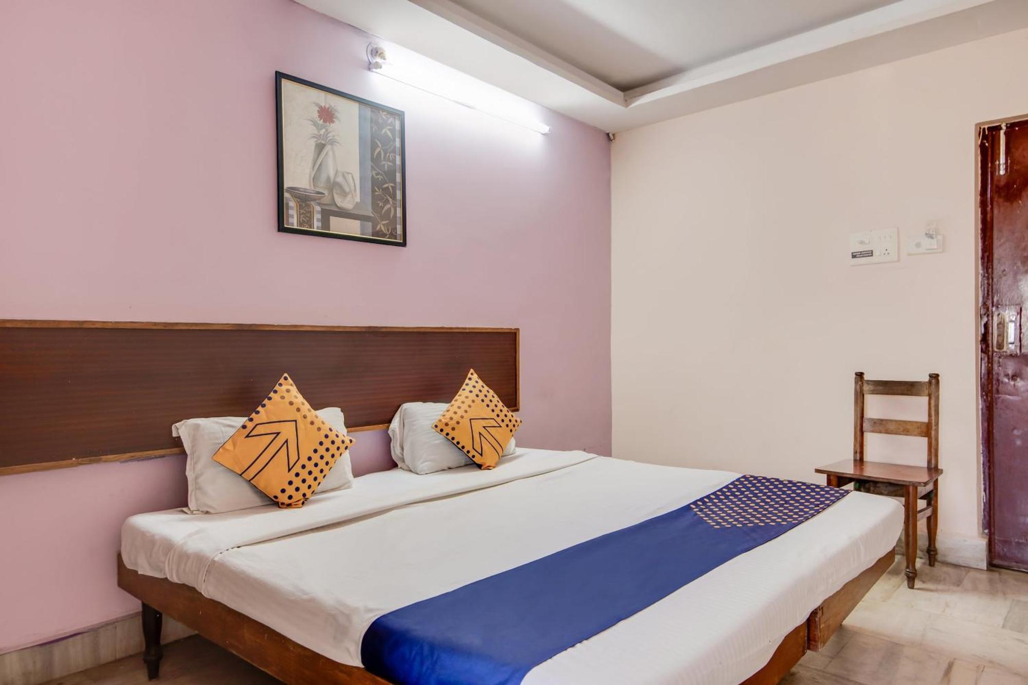สปอต ออน 75188 โฮเทล คอเวอรี Hotel วิสาขปัตนัม ภายนอก รูปภาพ